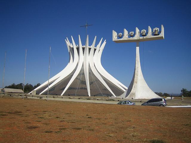 IMG_5802.JPG - BrasilienBrasiliaCatedral Metropolitana de Brasília