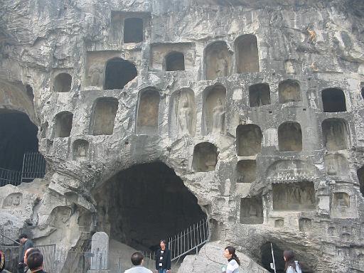 IMG056LuoYang_LongmenGrottoes.JPG