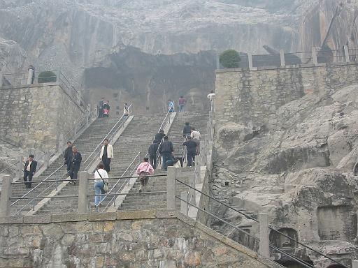IMG060LuoYang_LongmenGrottoes.JPG
