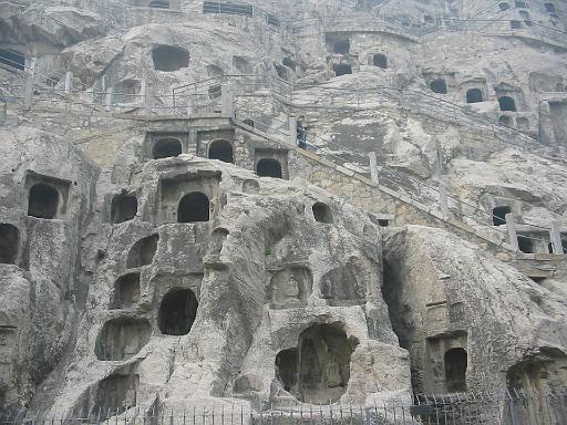 IMG072LuoYang_LongmenGrottoes.JPG