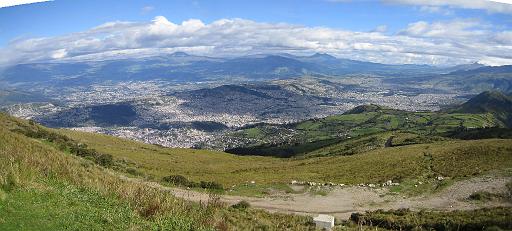IMG_5492pan.JPG - Ecuador
Quito
Teleferico / Seilbahn