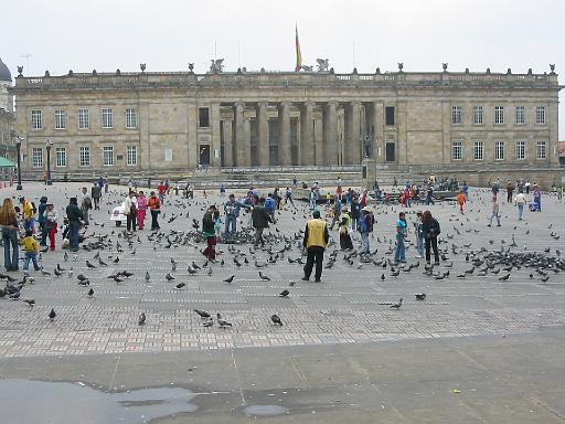 17_Plaza_de_Bolivar_Capitolio.jpg
