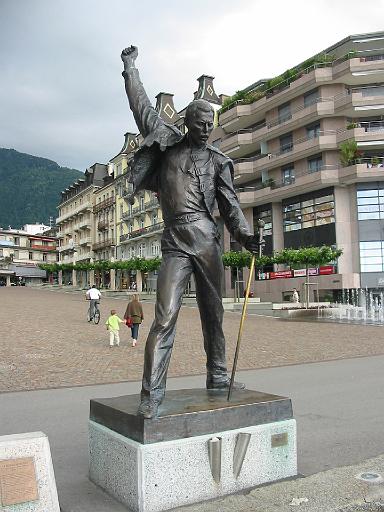 21_Freddy_Mercury_Montreux.JPG